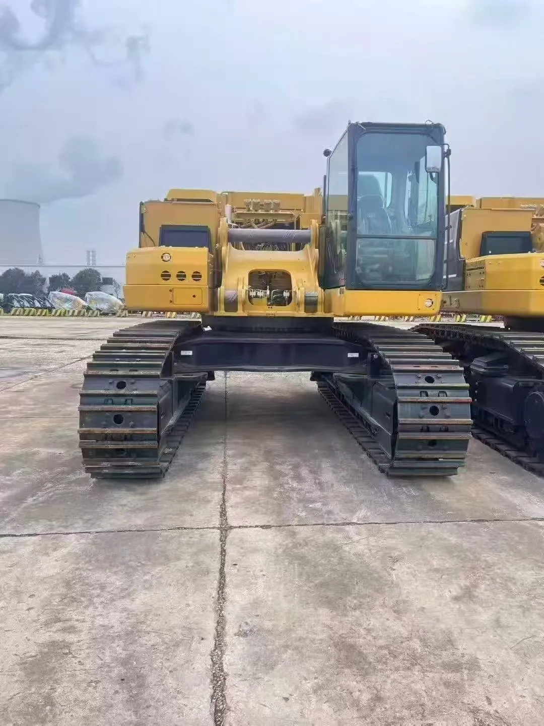 Caterpillar 374 Brand New Large Excavator