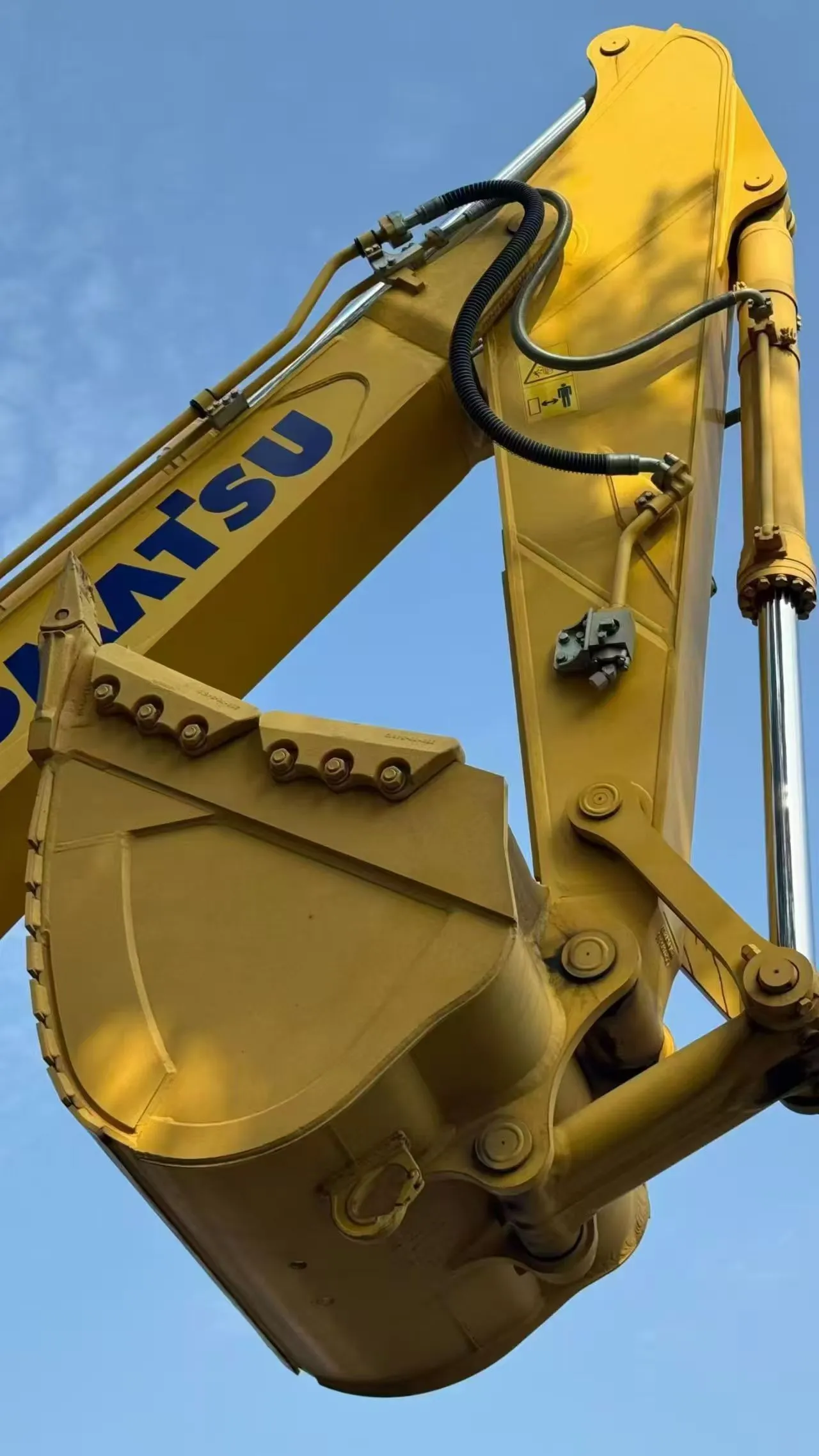 KOMATSU 38T New Excavator