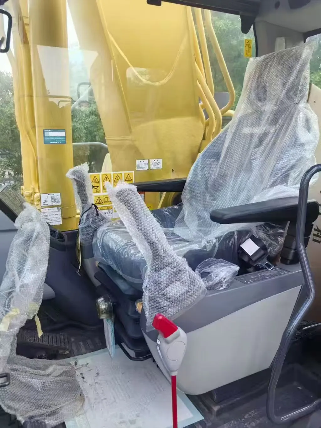 KOMATSU 38T New Excavator