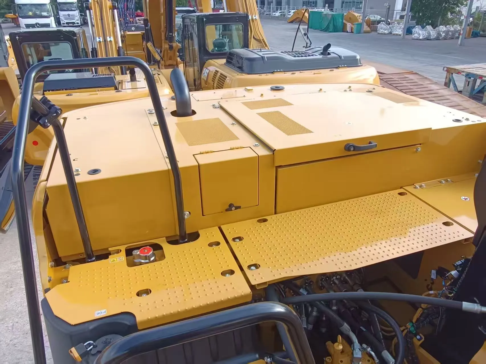 2025 Caterpillar New Small Excavator