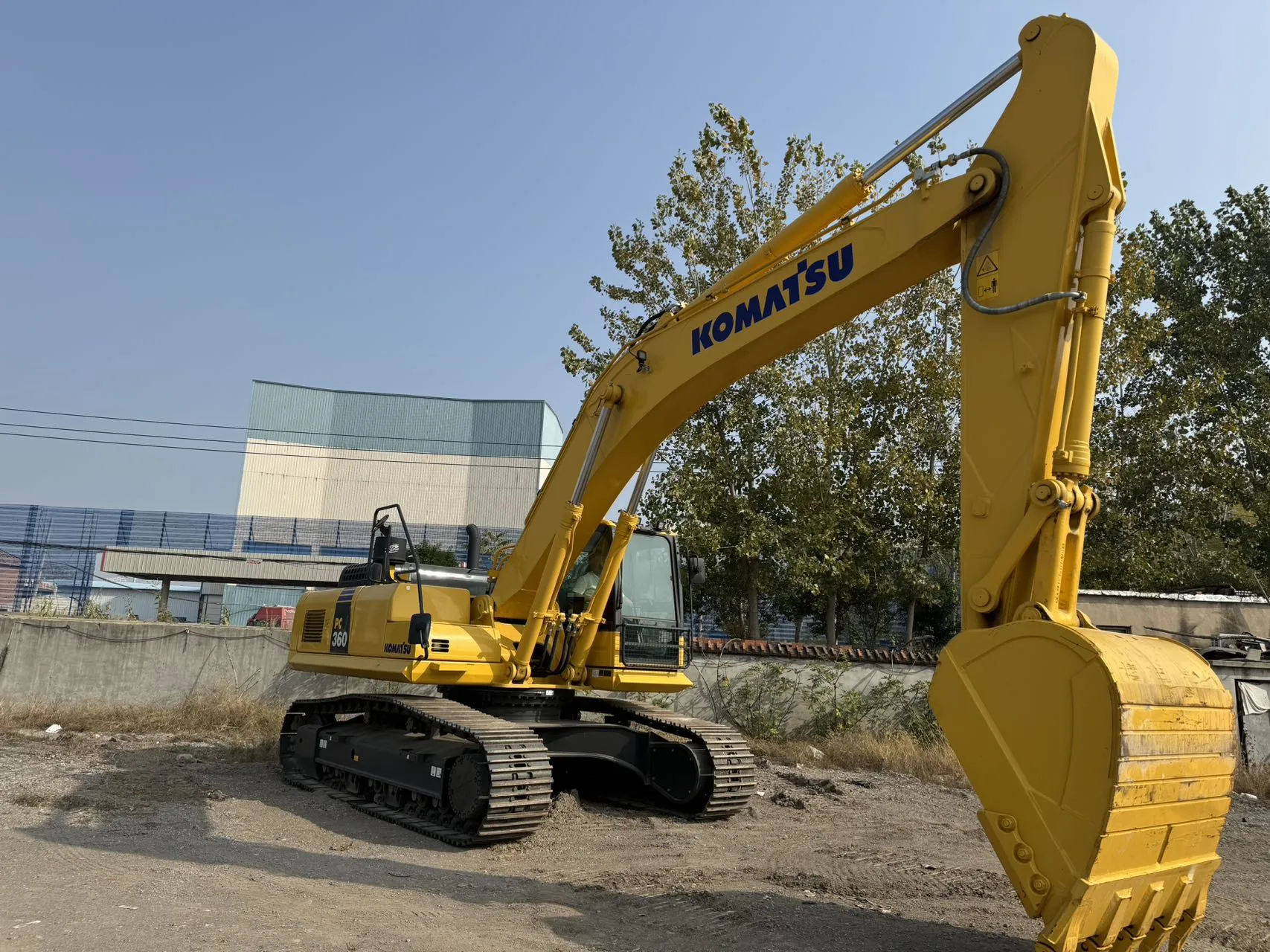 Brand New 33550kg KOMATSU Excavator