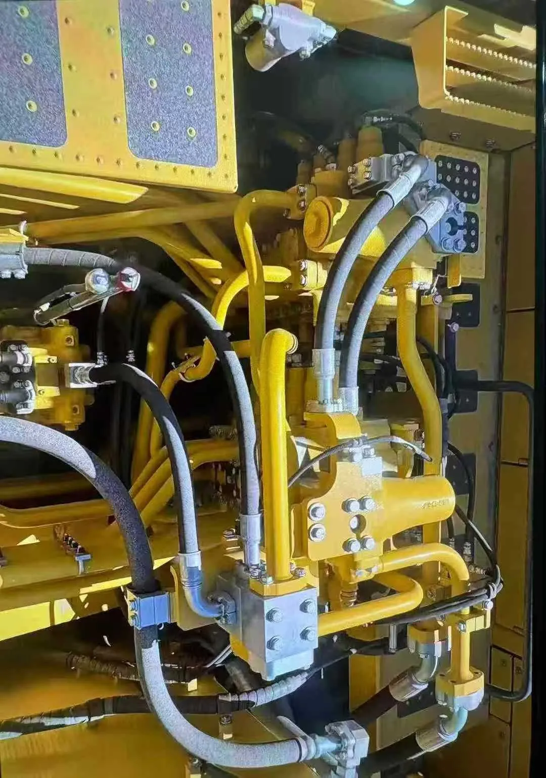 Brand New Komatsu Excavator PC1250