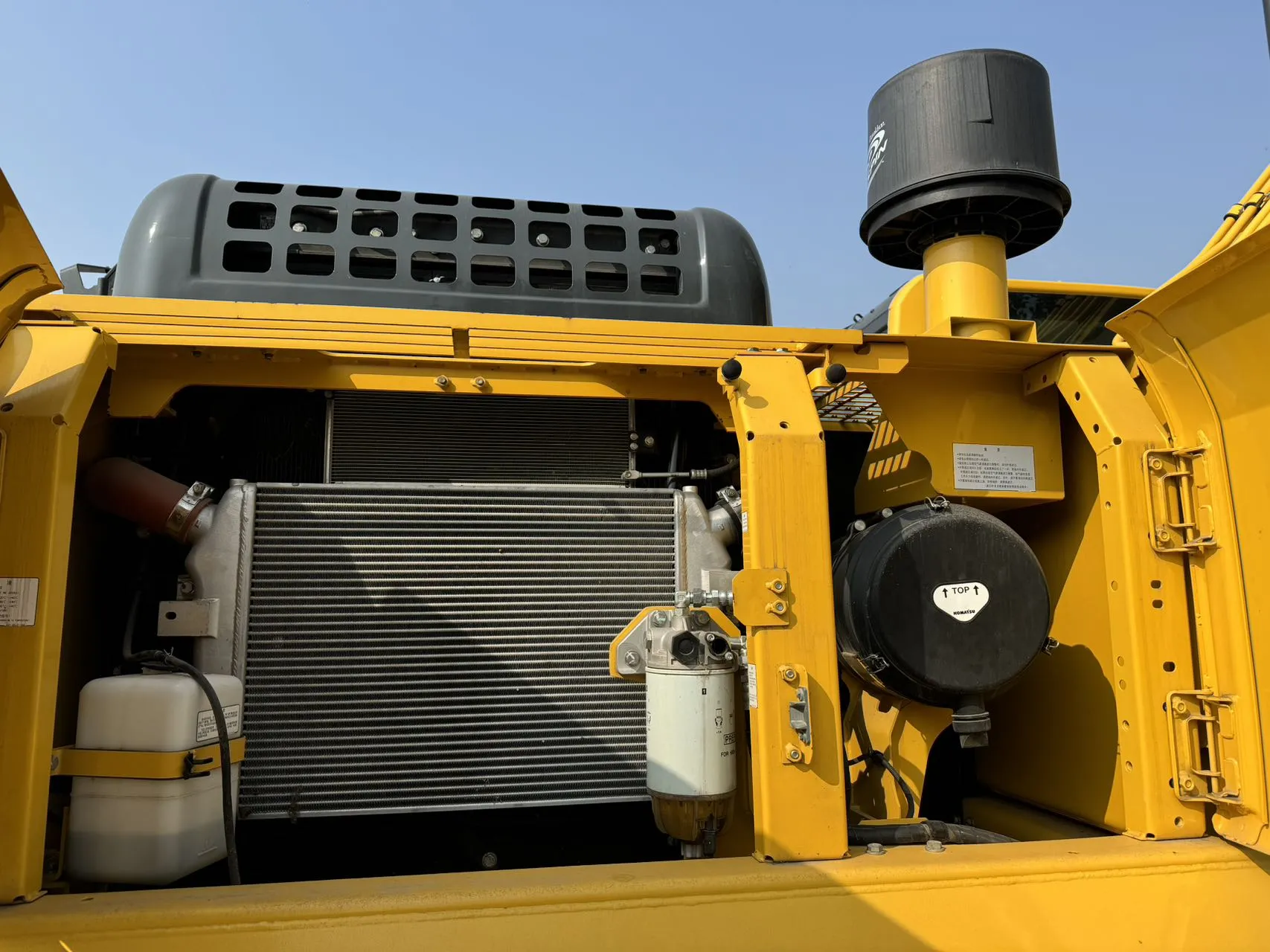 Brand New 33550kg KOMATSU Excavator