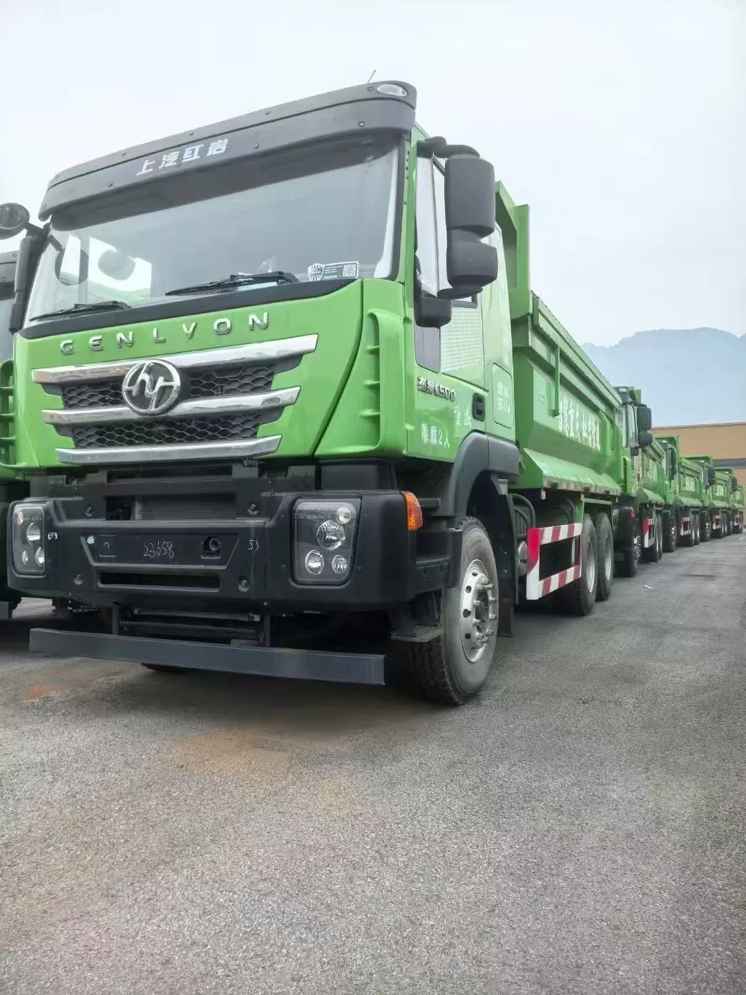 HY New Dump truck