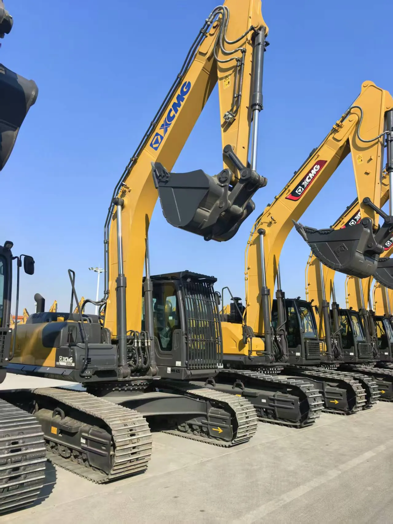 XCMG Medium 25T Brand New Excavator
