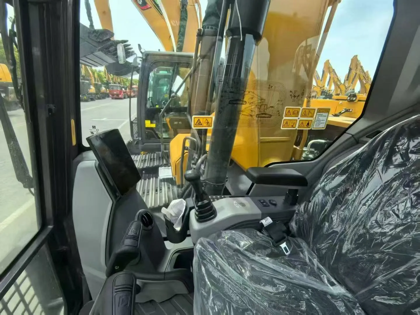 XE215C XCMG 21.5T Medium Brand New Excavator